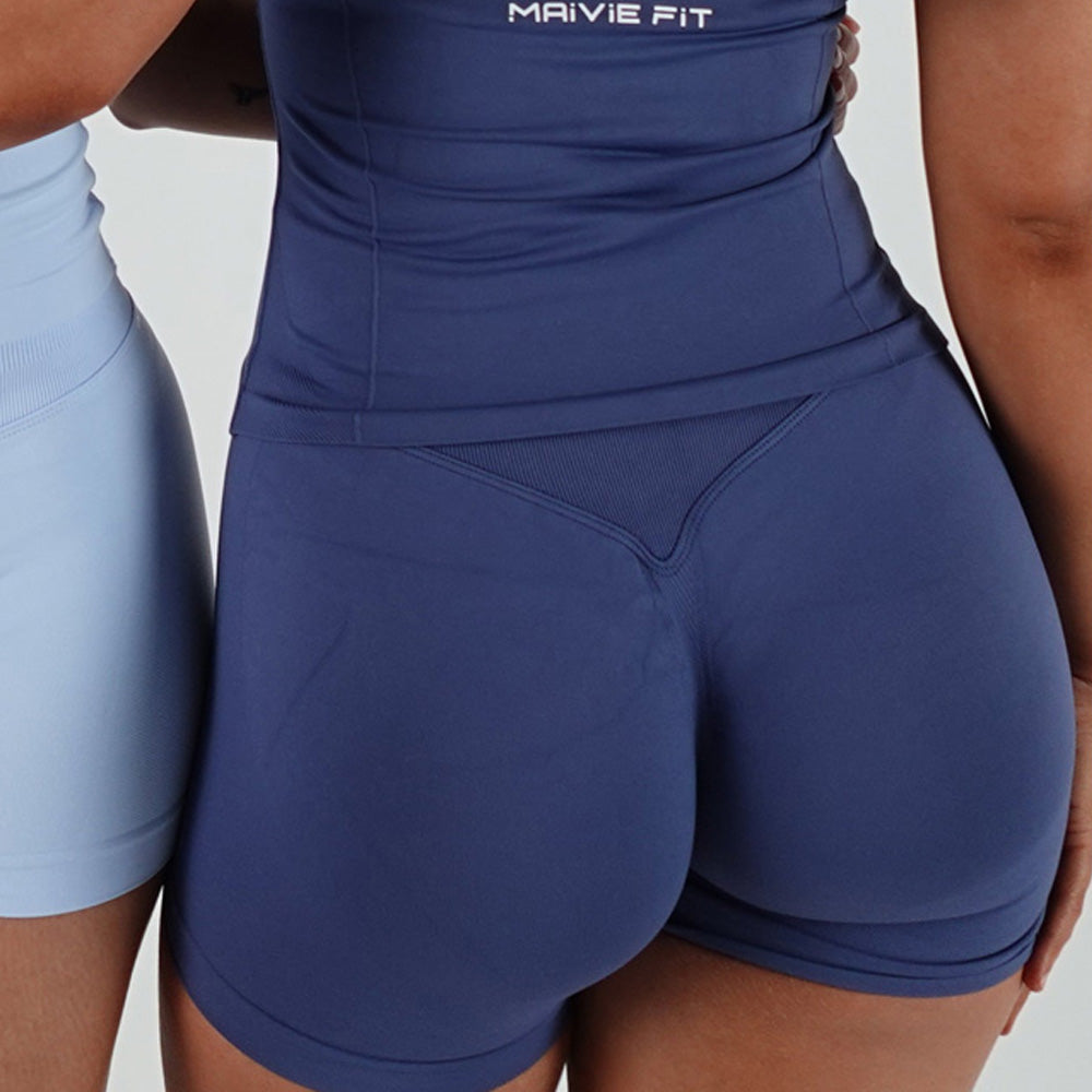 SIGNATURE SCRUNCH SHORTS